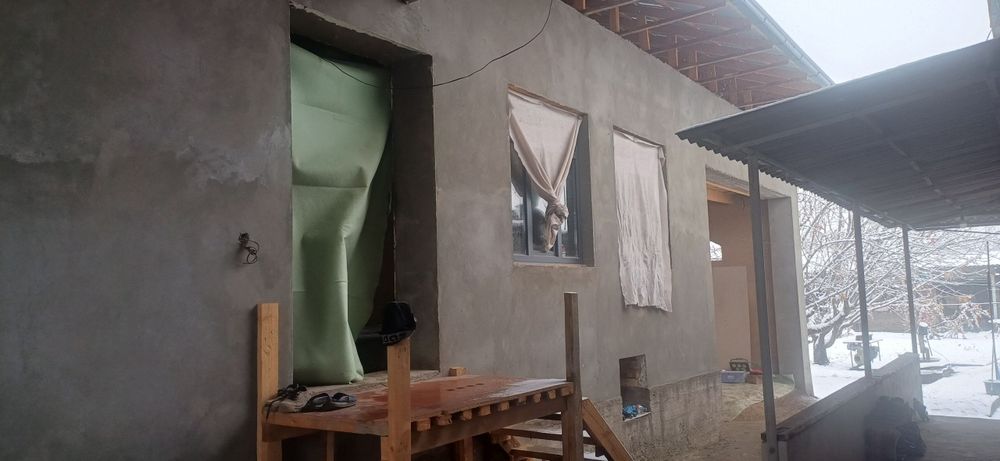 Продам участок 8 сотох с домом