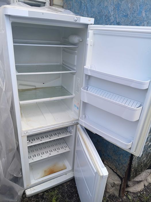 Холодильник продам