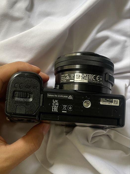 Камера Sony ZV E10