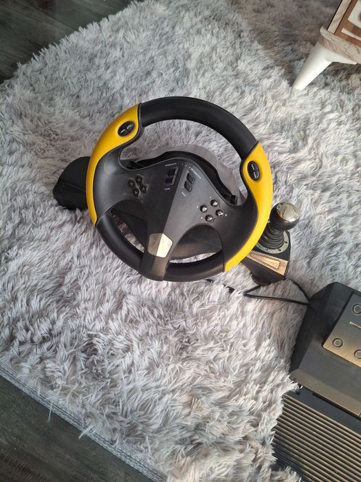 Volan cu pedale Myria