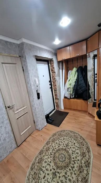 Продается 2-комнатная квартира в центре