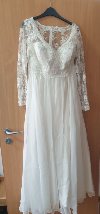 Set rochie mireasă, pantofi și gentuta