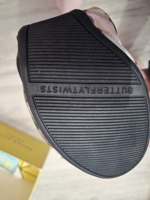 Vând Balerini Butterfly Twists