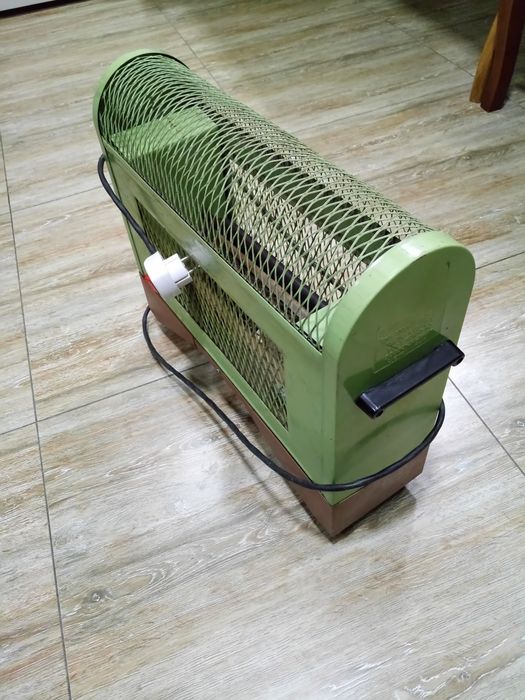 обогреватель в отличном состоянии чистая