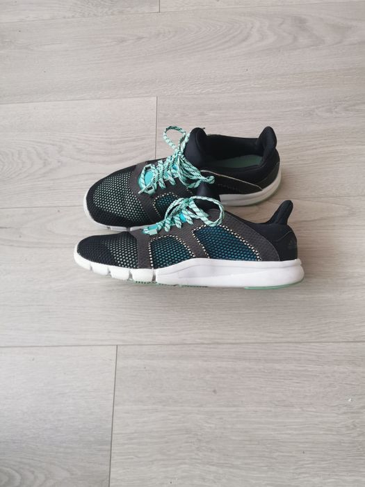 Pantofi sport Adidas, non marking, mărimea 39