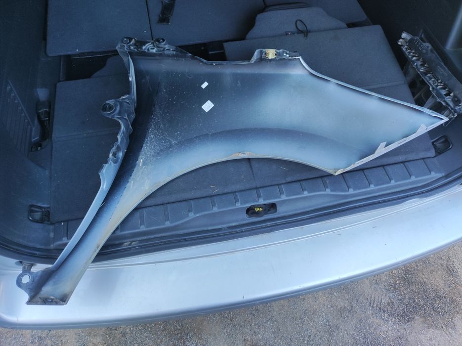 Ляв калник за Пежо-5008