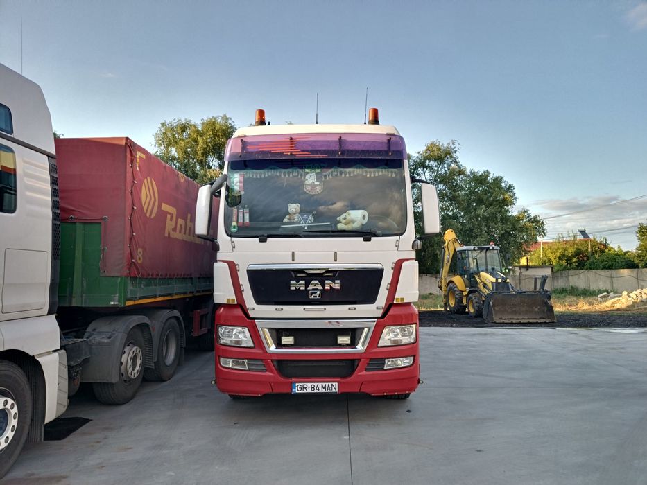 MAN 480 XXL Cap tractor 3 axe și Remorca cu canal