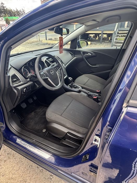 Opel Astra J 1.7, An 2011- Euro 5
