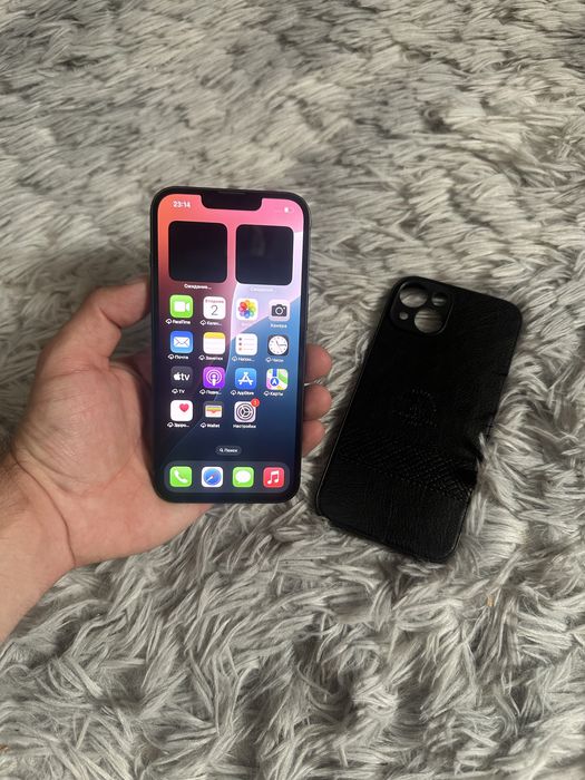 Продам телефон Айфон 13 128Gb