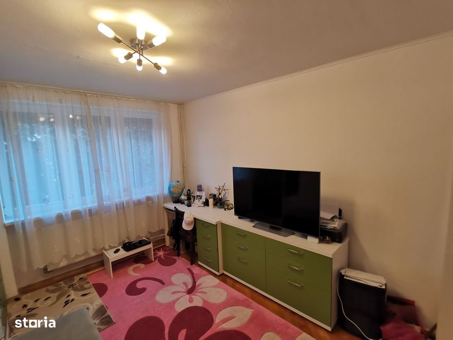 Apartament cu 2 camere si parcare Rogerius