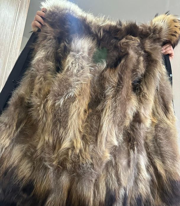 Продам парку зимнюю