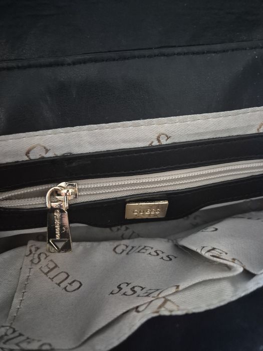 Geantă Guess. 100roni