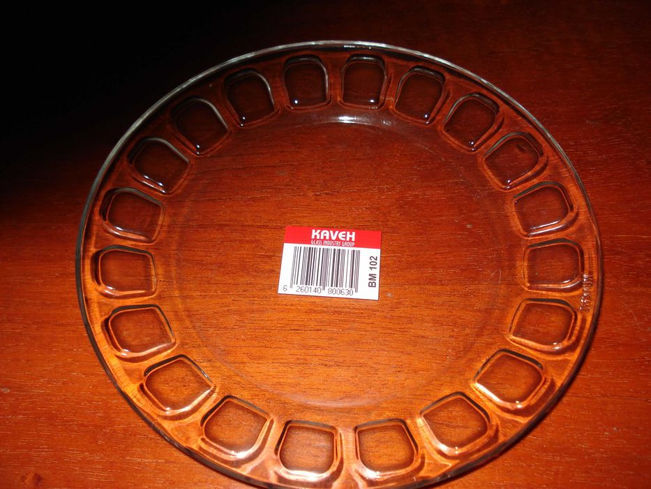 Тарелки новые в упаковке,  12 шт