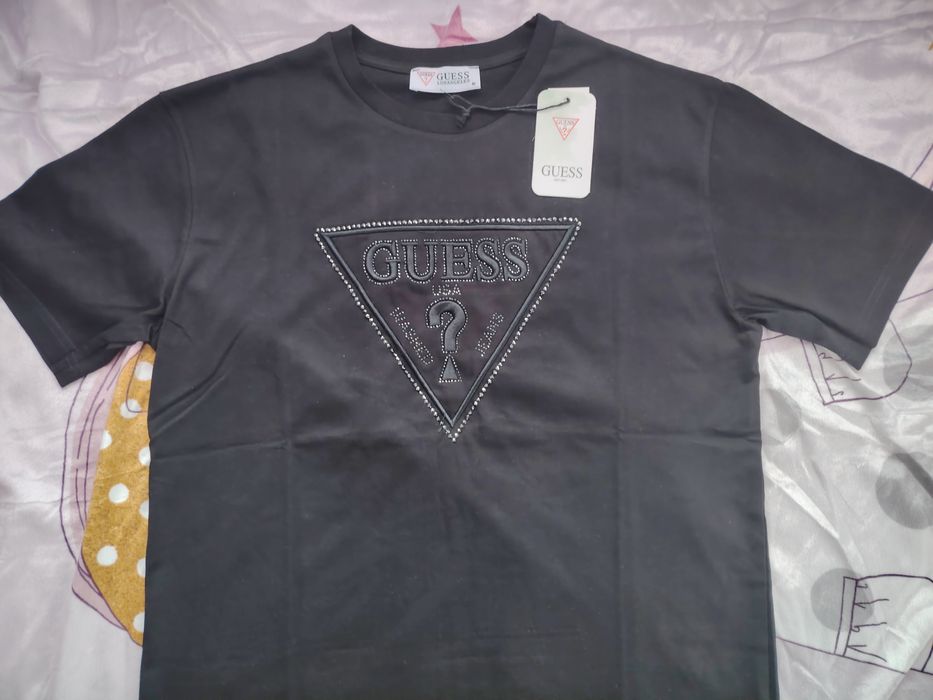 Продавам нови дамски маркови тениски, блузи с къс ръкав - L