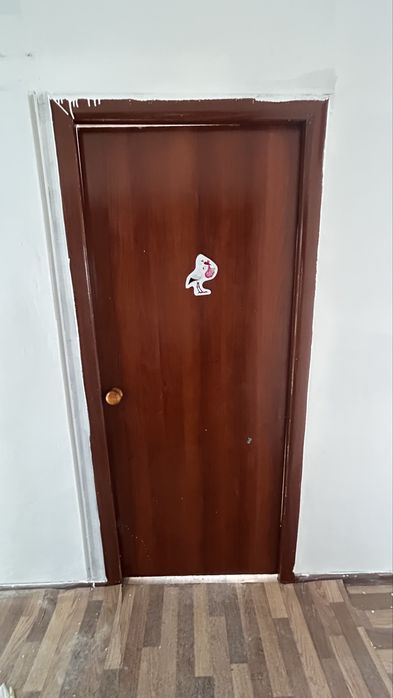 Продам двери 7шт очень дешево