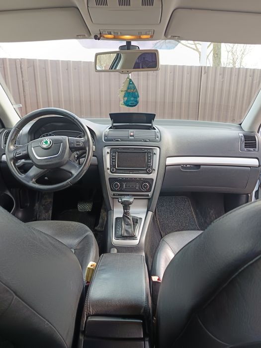 Vând Mașină Skoda Octavia