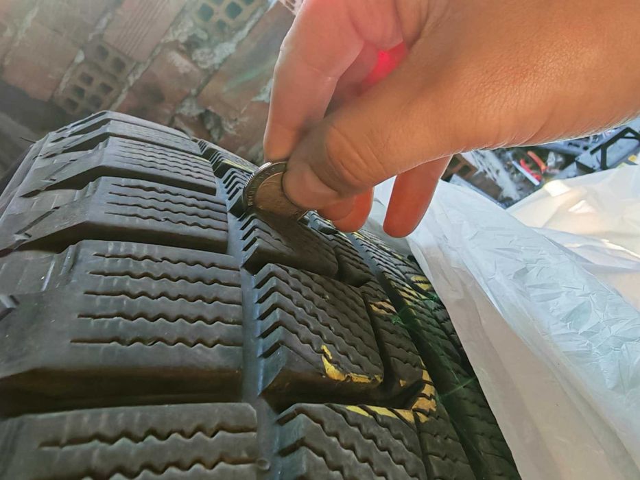 зимни гуми 235/55/19 дот 2024