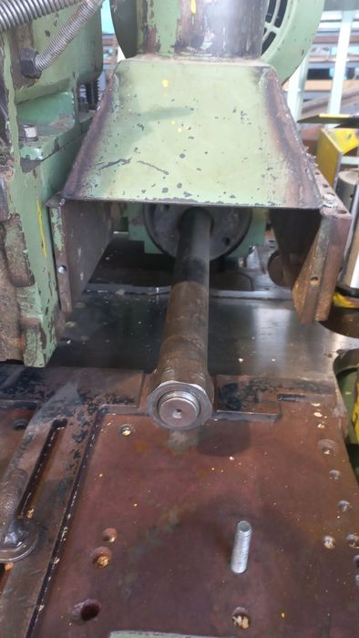 Четиристранка с 8 глави ширина 400мм.височина 150мм