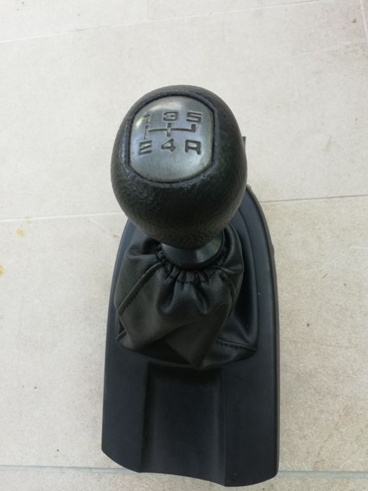 Форд фокус мк1    1.8 ТДСИ 115 на части може и цял