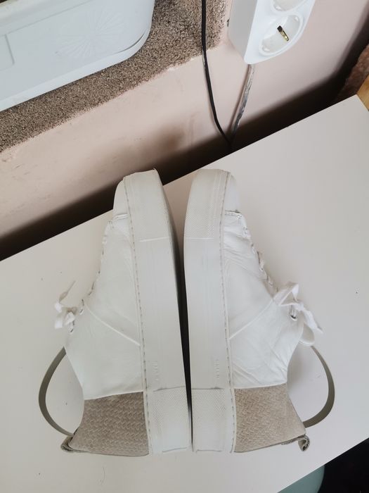 Спортни обувки Mansfield 41н Естествена кожа