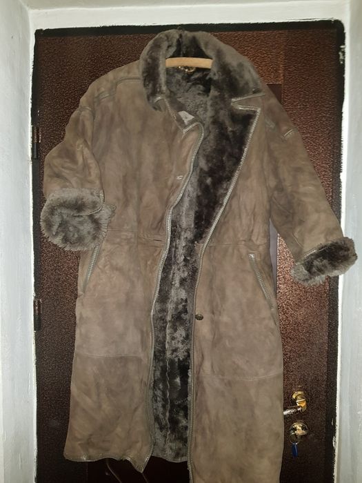 Cojoc din piele naturală 200lei mărimi diferite