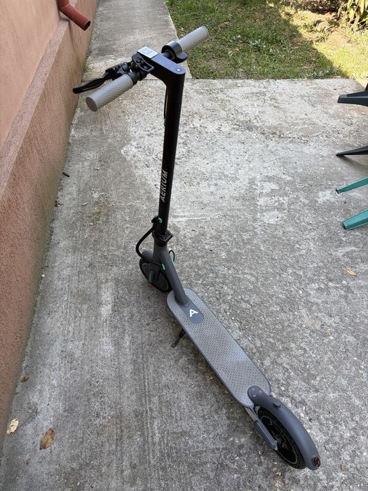 Trotinetă electrică Aerium T350 PRO – 36 km – aproape nouă – 950 lei