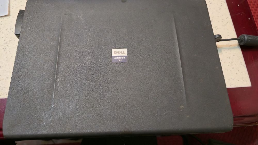 REAL VINTAGE ! Laptop DELL Latitude CPi Pentrium II