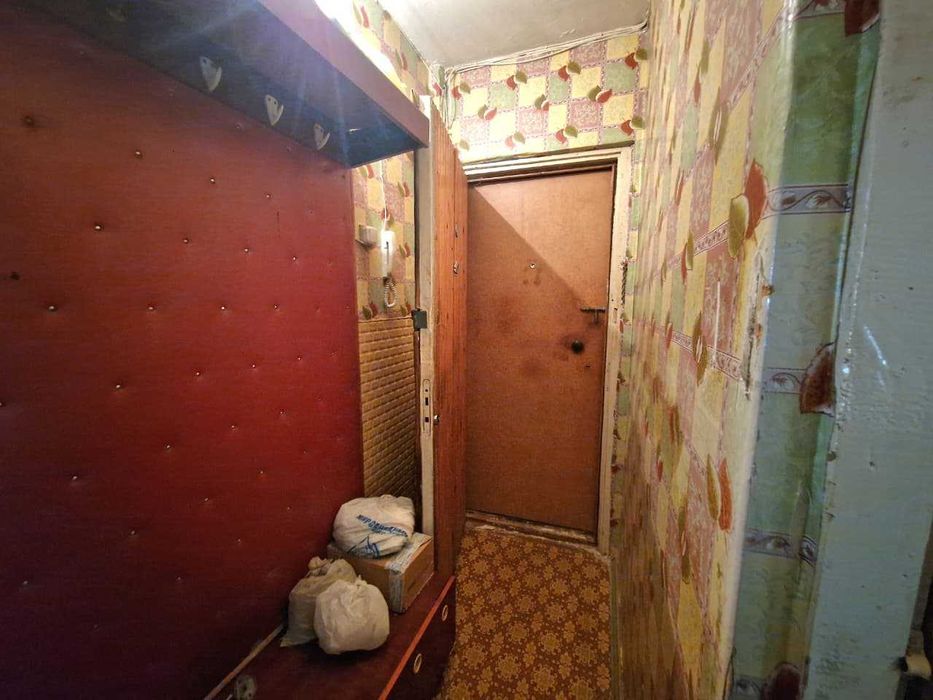 продам квартиру на  Быковского