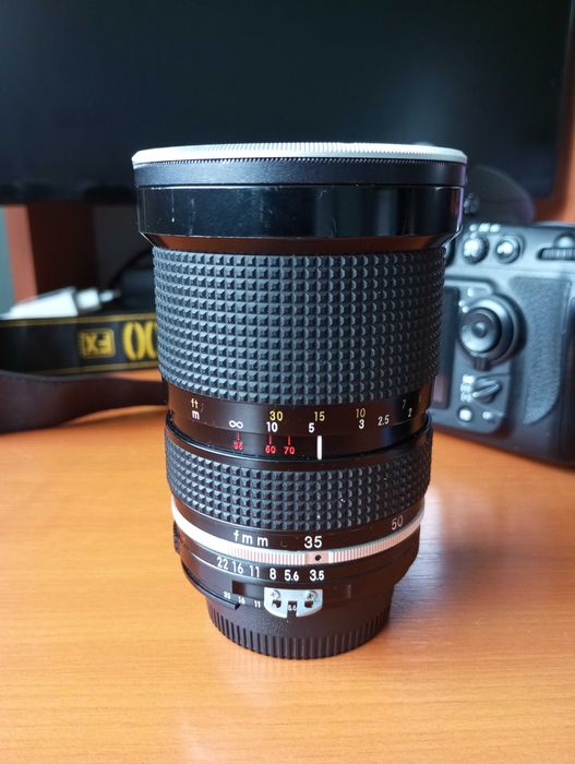 Обектив Никон Nikon Nikkor AI 35-70