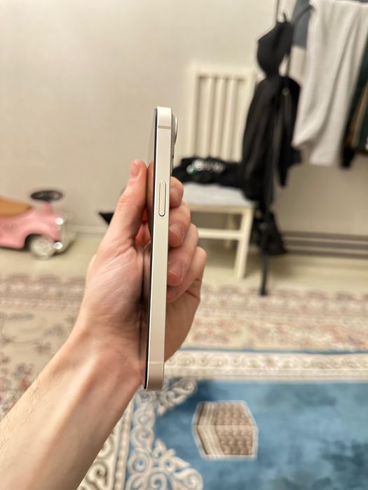 Продам айфон 14 128gb