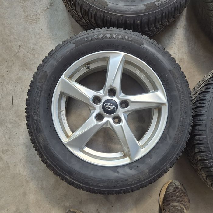 Jante pe 16 aliaj 5x114.3 hyundai kia renault duster toyota 215/60/16 allseason 2024