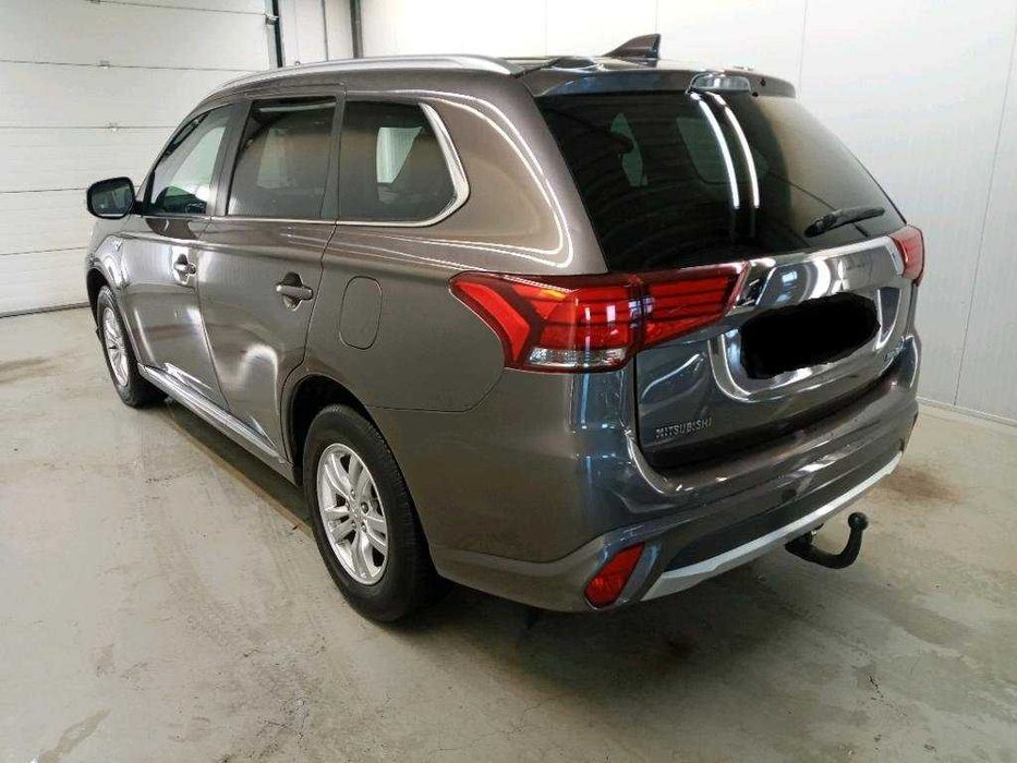 Mitsubishi Outlander 2.0 PHEV
