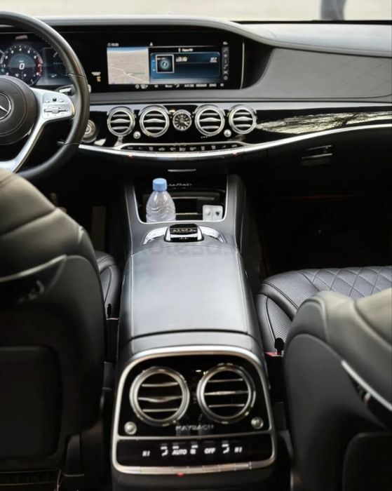 Арена Mercedes-Maybach s500