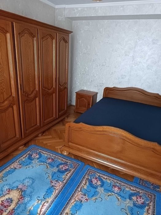 Inchiriez apartament