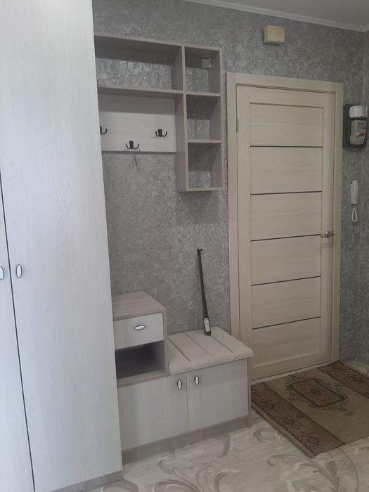 Продам 2 комн.кв, 2/6, 1992 года