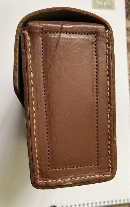 Gentuta din piele (de la un Oscilometru)