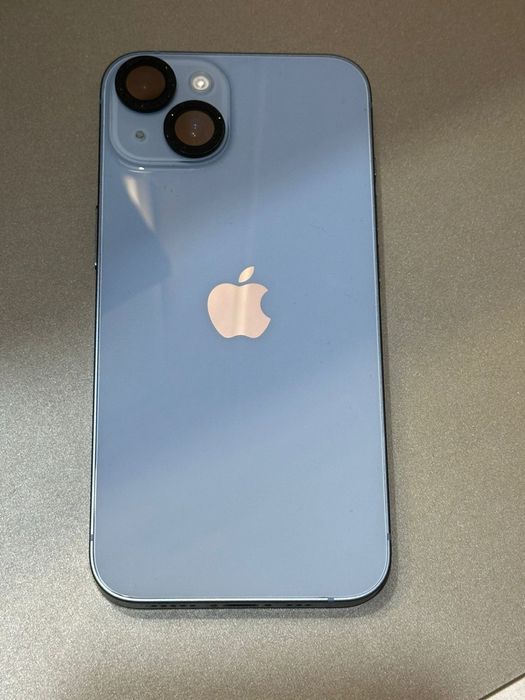 Продам айфон 14 на 128 гб