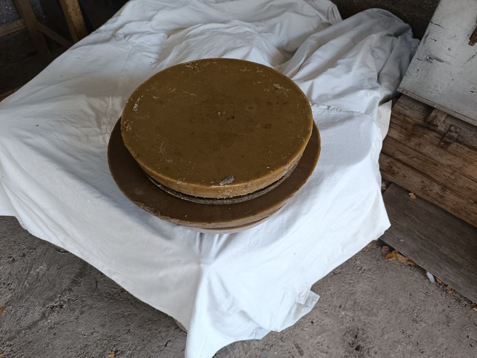 Продается пчелинный  воск