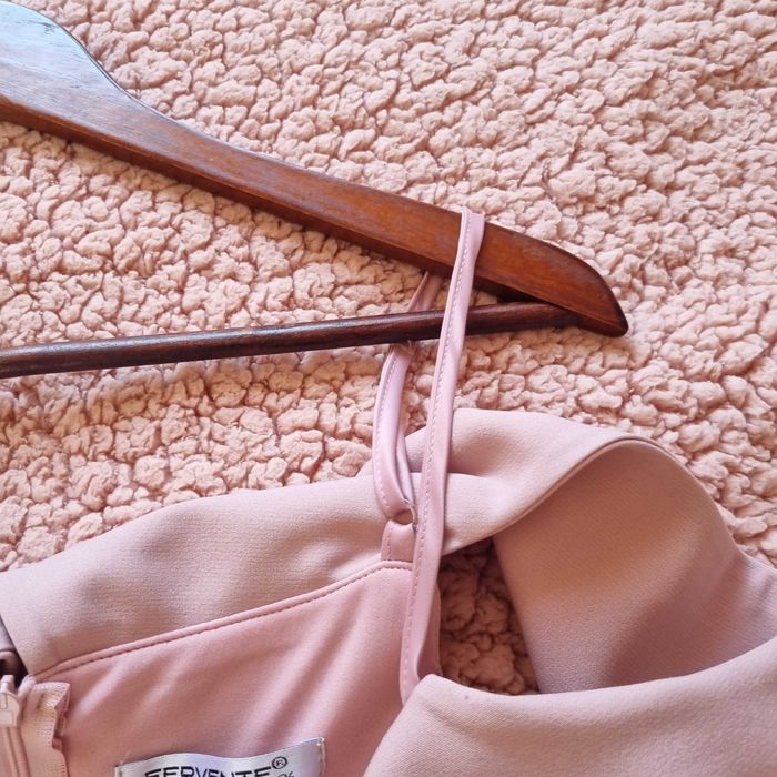 Нова дамска рокля