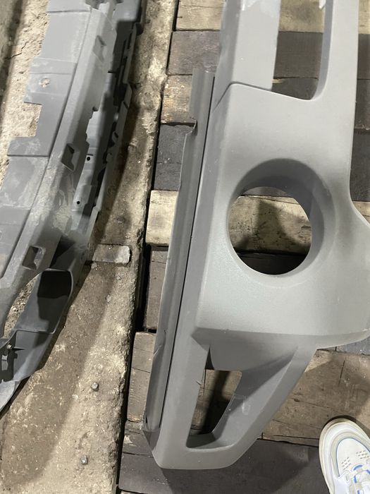 Бампер Hummer H3 оригинал с усилителем