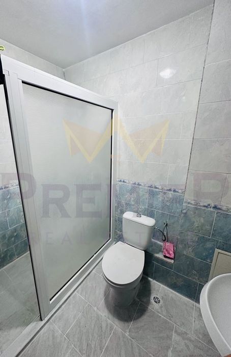 Продава се Тристаен апартамент в Варна, Възраждане 1 - 90 кв.м за 1667 €/кв.м - Снимка #11