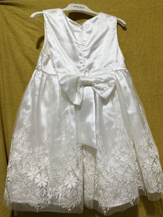 Платье нарядное