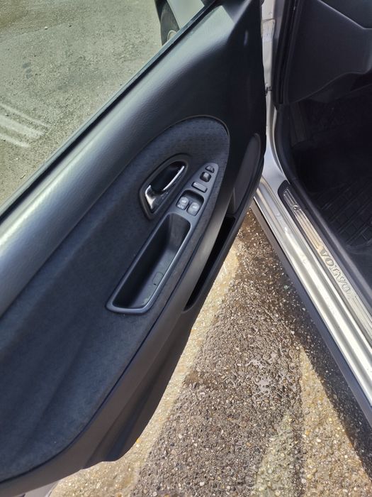 VOLVO S40 2001 — imagine 3