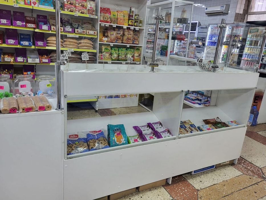 Продам полки и стеллажи