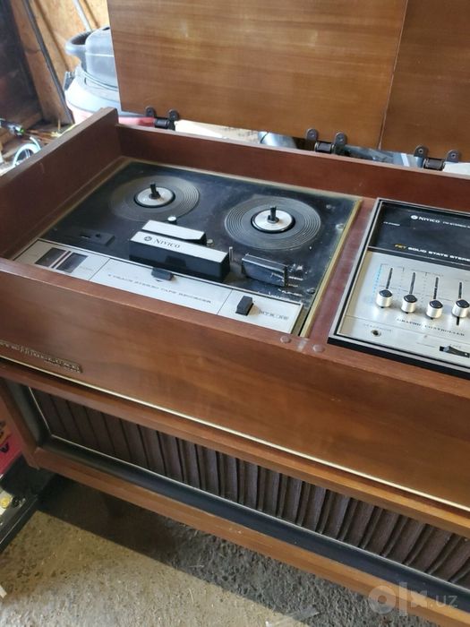 Nivico stereo console - стереокомбайн