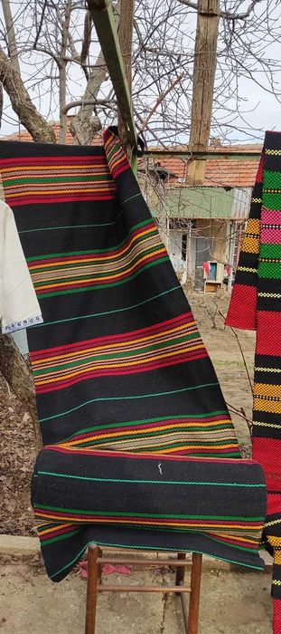 Ръчно тъкани изделия