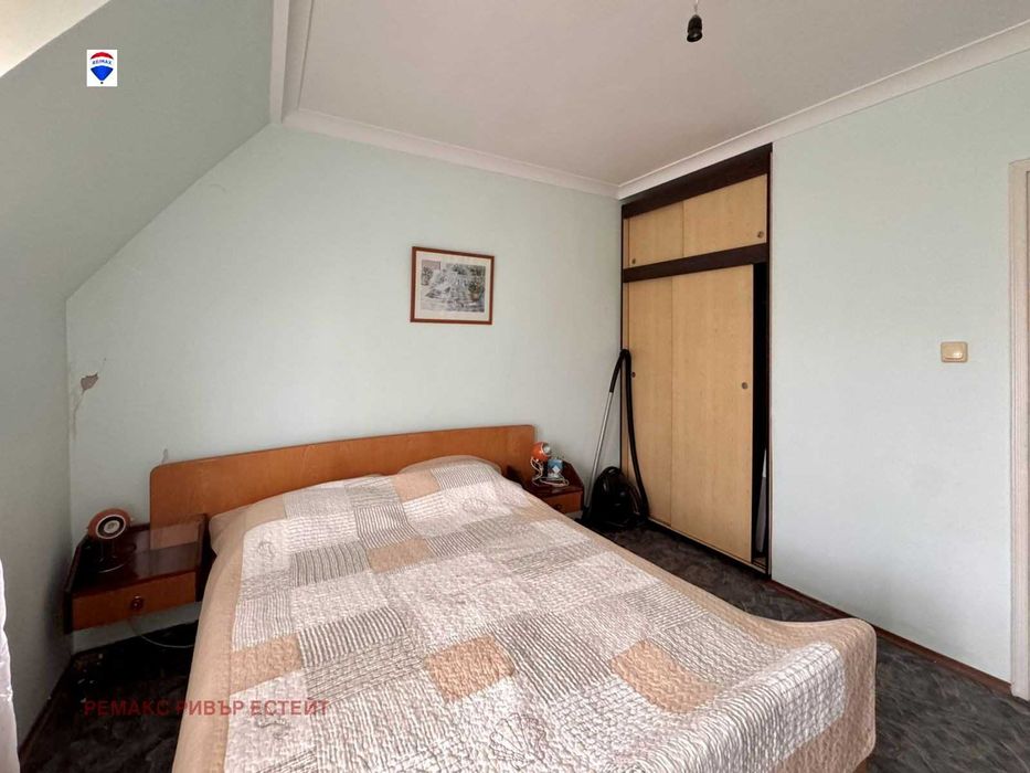 Тристаен апартамент за продажба кв. Ялта