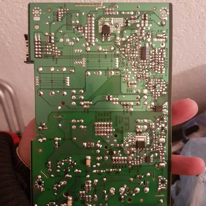 Телевизори Toshiba 32HL834G , Toshiba 32W1333