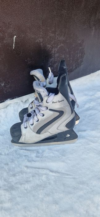 Коньки  фигурные