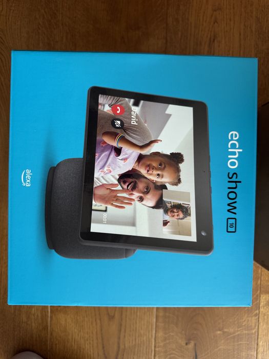 Alexa echo show 10 noua